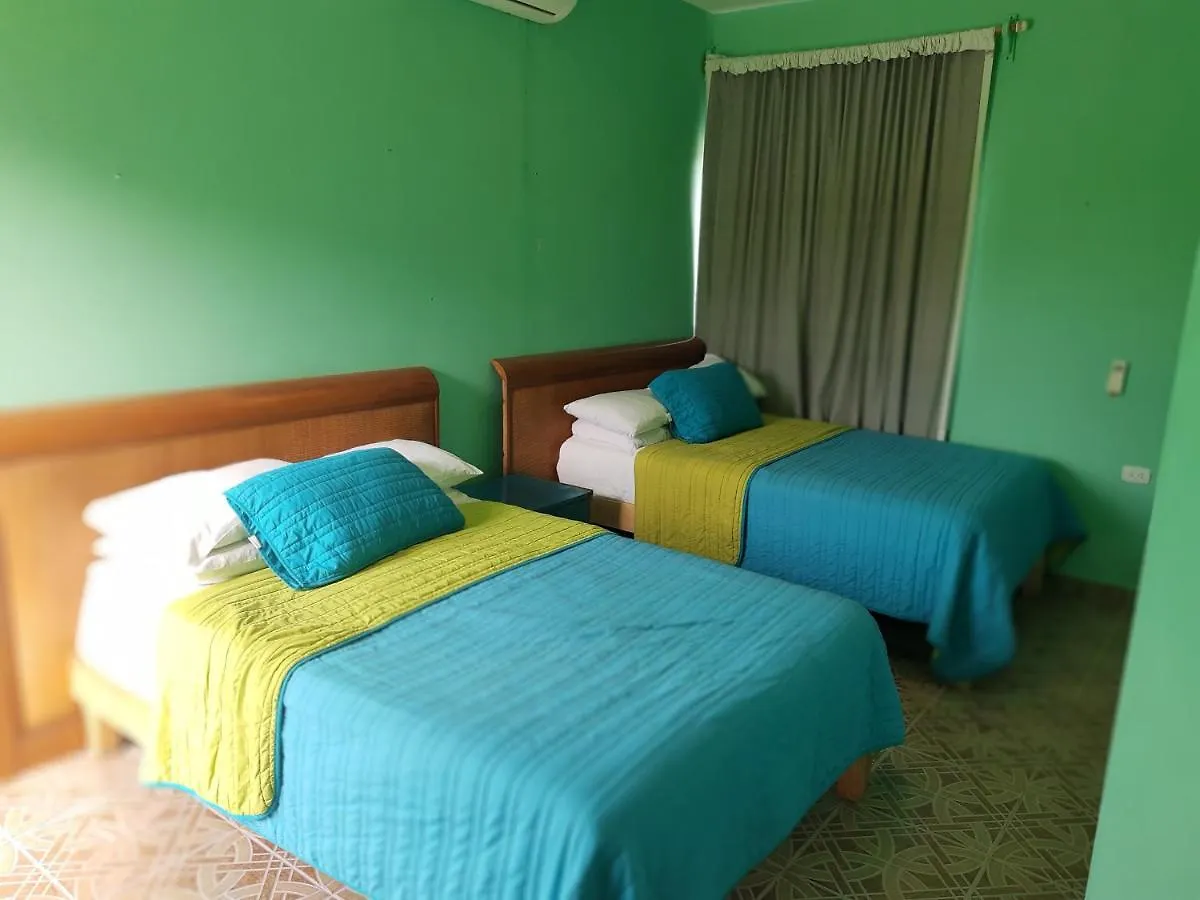 Guest house Villa Oasis Cancun Airport Mexico